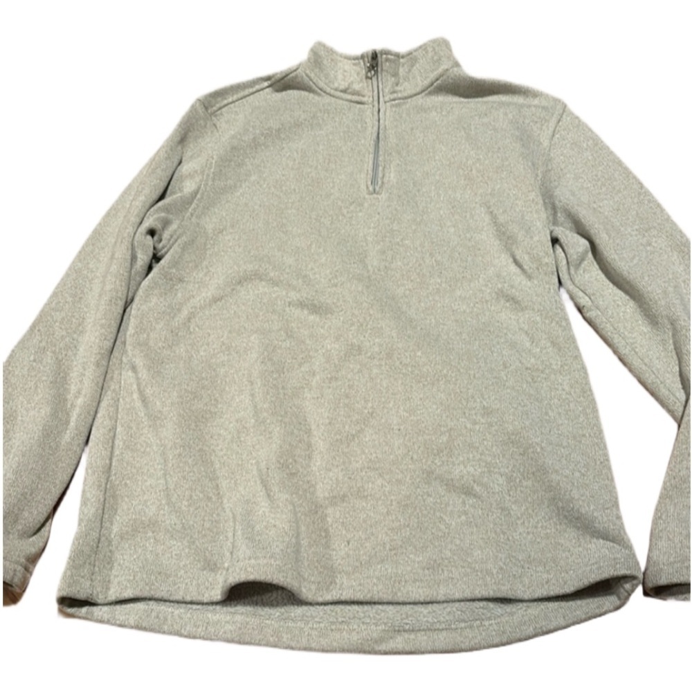 IZOD Men’s sweater size large- half zipper up- gray sweater trendy!